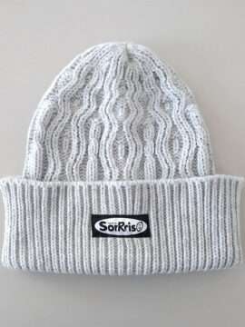 Berretto grigio con pattern Radio Sorrriso