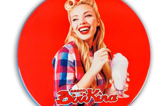 Vassoio decorativo con grafica Radio Birikina