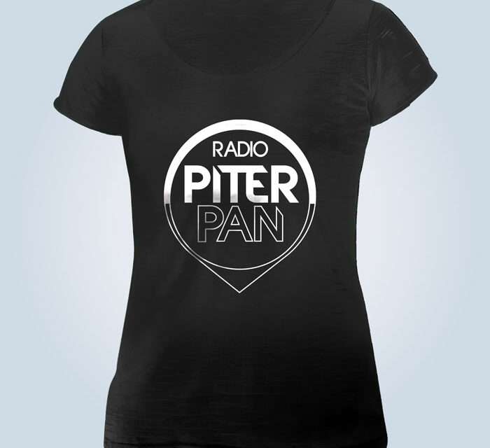 T-shirt Nera Logo Bianco - Radio Piterpan